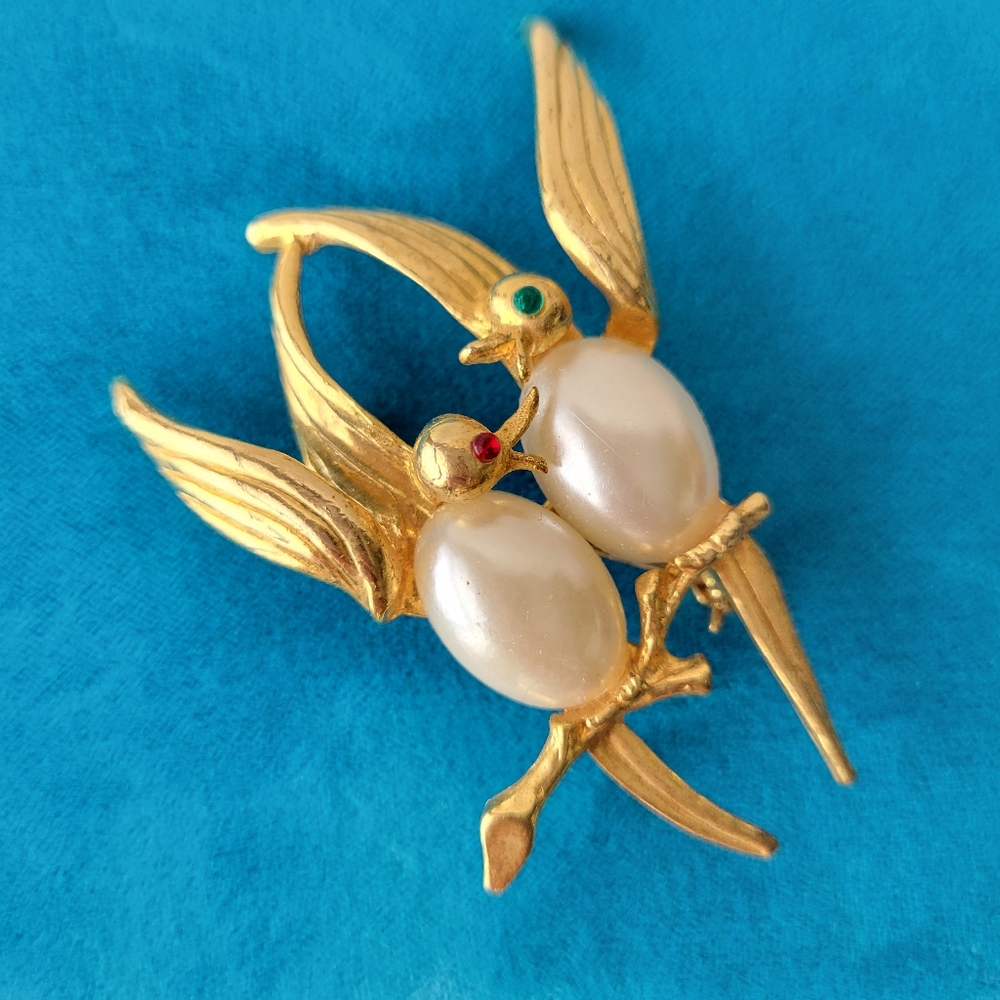 Brooch  Birds on Branch ~ Gold-tone Metal Faux Pearl Rhinestone Eyes FINAL PRICE - Picture 8 of 16